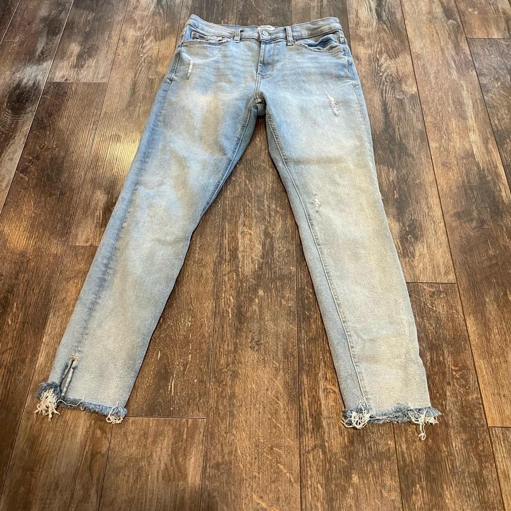 Kensie Denim Cropped Jeans with Distressed Hem